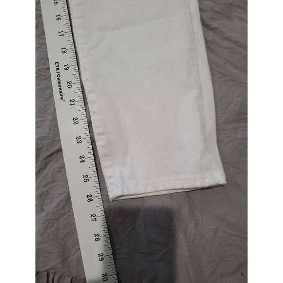Talbots White Flawless Jeans Womens size 8 Slim Ankle classic 5 pocket coastal - Picture 10 of 10